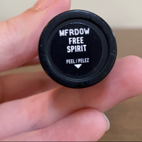 NYX Suede Matte Lipstick In the Shade: Free Spirit MFRD0W - Picture 3 of 6